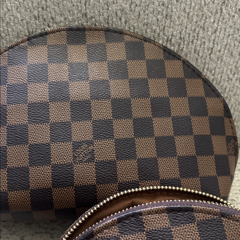 Checkered Brown Cosmetic *Fashion Pouches - Picture 10 of 17